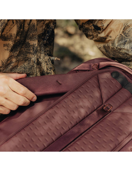 Plecak Travel Line Peak Design Travel Backpack 30L Eclipse - Fioletowy