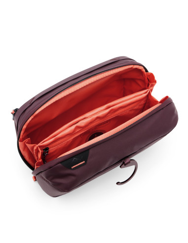 Kosmetyczka Travel Line Peak Design Wash Pouch...