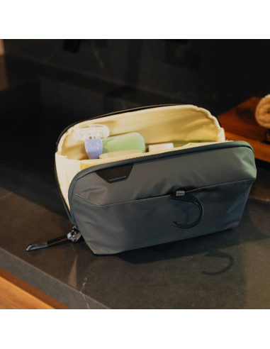 Kosmetyczka Travel Line Peak Design Wash Pouch...