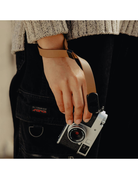 Pasek Na Nadgarstek Peak Design Cuff Leather Tan - brązowy