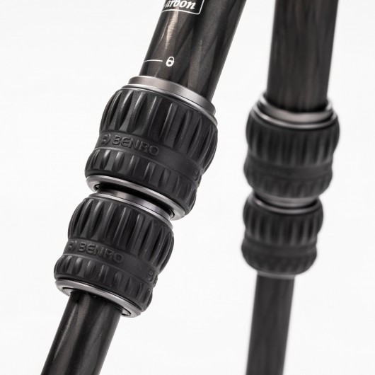 BENRO Tortoise 03C + GX25 statyw karbonowy z głowicą kulową