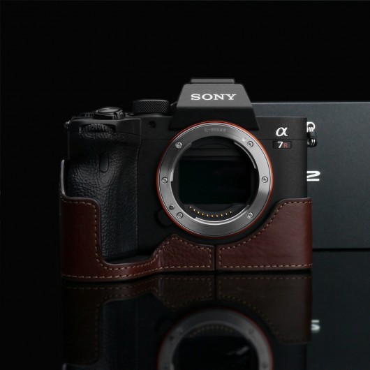 GARIZ XS-CHA7RM4BR half case do Sony A7R M4 (IV) - brązowy