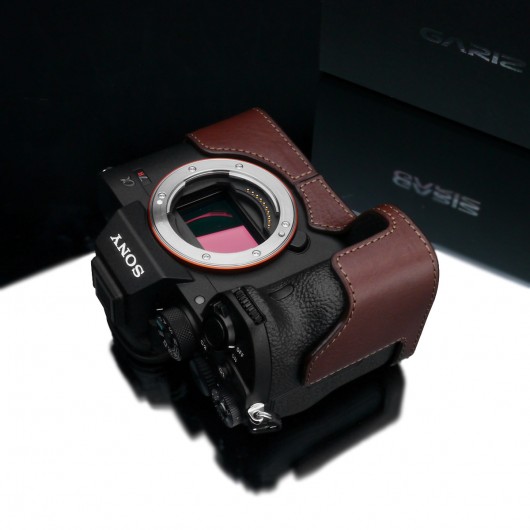 GARIZ XS-CHA7RM4BR half case do Sony A7R M4 (IV) - brązowy