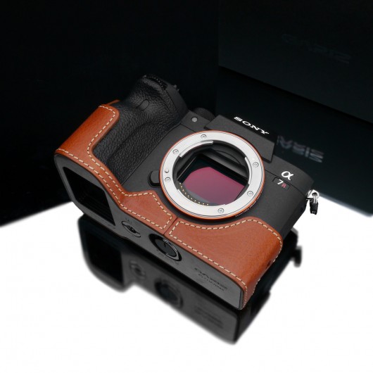 GARIZ XS-CHA7RM4CM half case do Sony A7R M4 (IV) - jasno-brązowy
