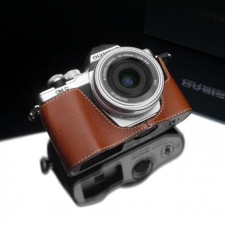 Half case GARIZ do Olympus OM-D EM10 mark II XS-CHEM10IICM Jasny Brąz