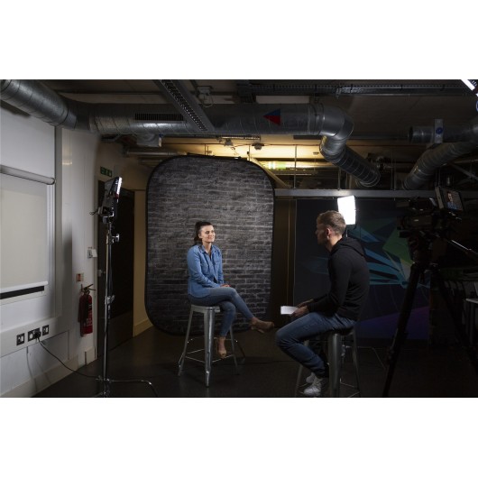 Lastolite Tło Urban 1.5x2.1m Painted White/Industrl Brick