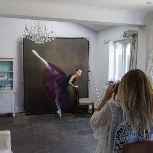 Lastolite Tło EzyFrame Vintage 2 x 2.3m bez ramy Olive