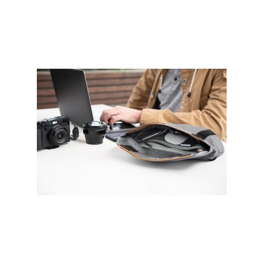 Peak Design Field Pouch Charcoal v2 - Grafitowy, z paskiem