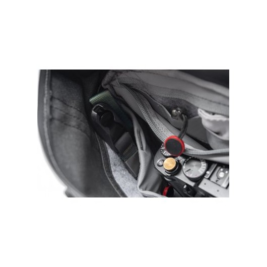 Peak Design Field Pouch Black v2 - Czarny, z paskiem