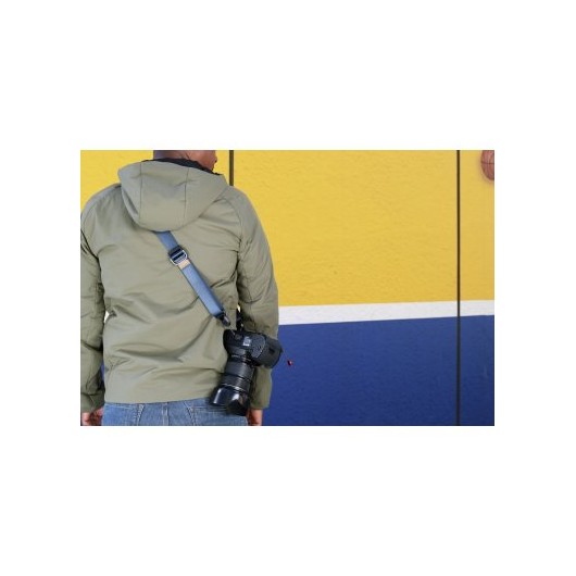 Pasek na szyję lub ramię SLIDE LITE MIDNIGHT v3 niebieski do lekkich aparatów