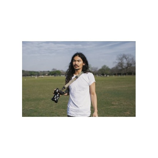 Pasek na szyję lub ramię SLIDE LITE SAGE v3 szarozielony do lekkich aparatów